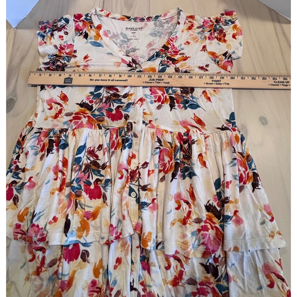 Torrid Super Soft Floral Button Front Tiered Babydoll Top White Size 1 - Picture 7 of 11